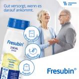 Patientin mit Ehemann beim Tanzen -  Fresubin 2 KCAL Drink: Verordnungsfähig, nährstoffreich, praktisch - Gut versorgt, wenn es darauf ankommt.