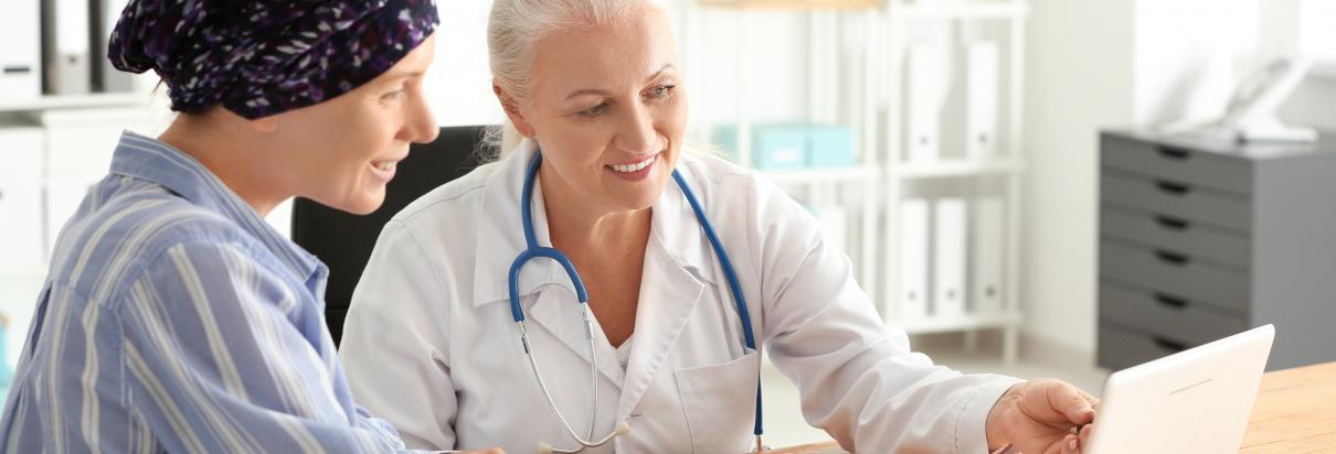 patient et médecin en consultation